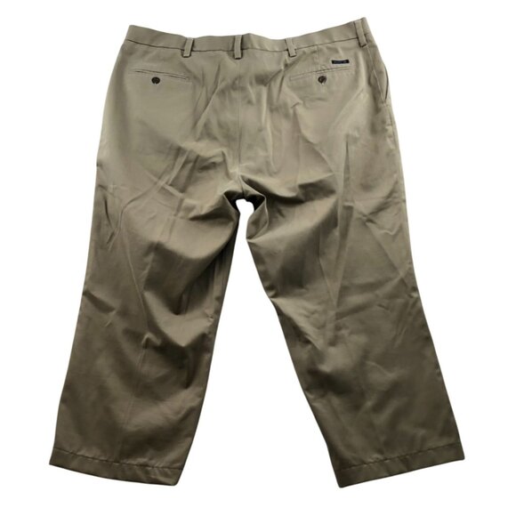 Dockers Mens Pants Size 44x30 Khaki Classic Fit Chino Straight Flat Front Tan - Picture 2 of 16